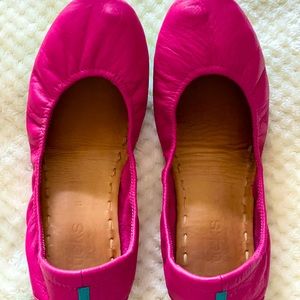 Tieks Fuscia Ballet Flats Size 8